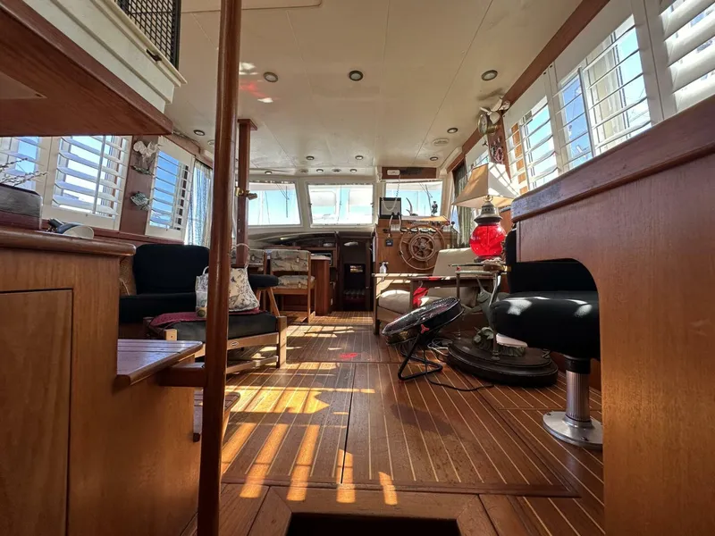 Slide: The Image of Mainship 43 2002 - 4875400