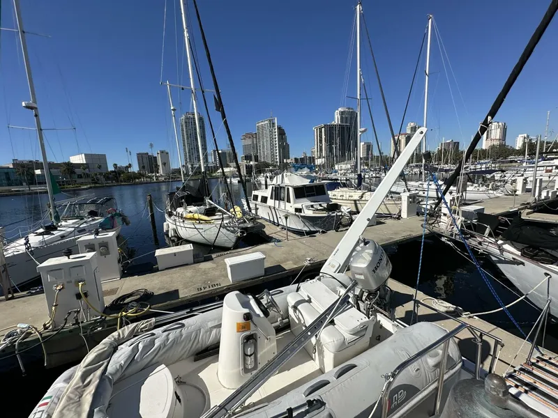 Slide: The Image of Mainship 43 2002 - 4875420