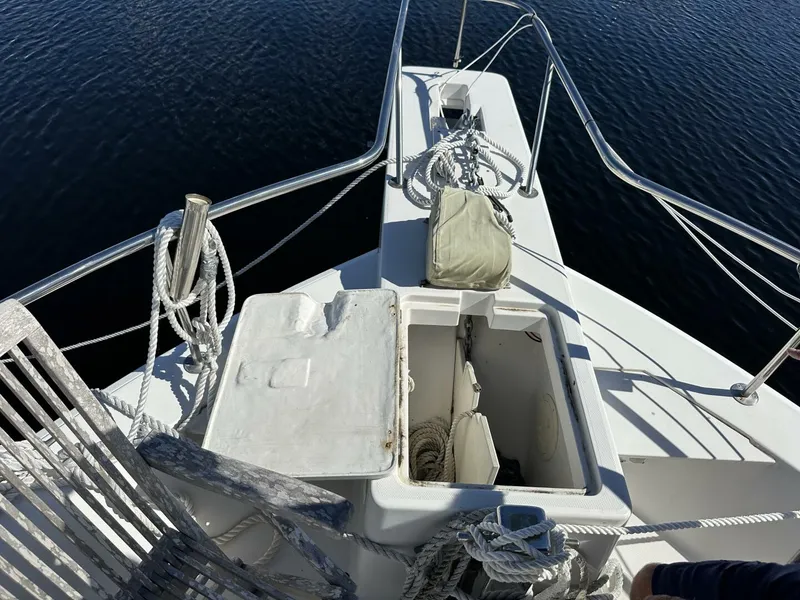 Slide: The Image of Mainship 43 2002 - 4875428