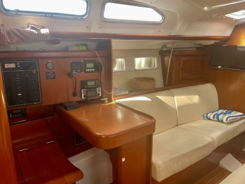 Slide: The Image of Beneteau 423 2007 - 7515293