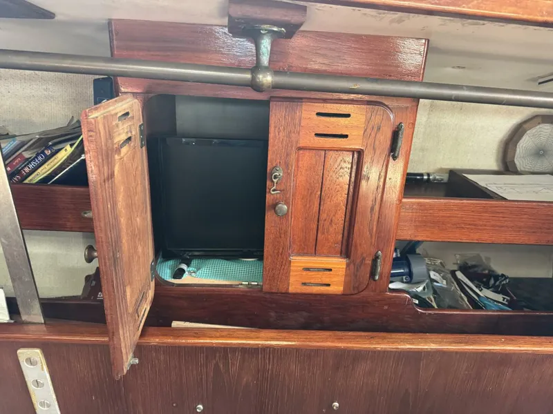 Slide: The Image of Morgan 382 1978 - 4878048