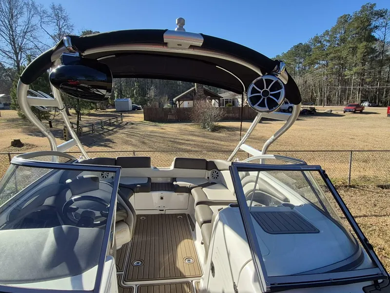 Slide: The Image of Yamaha 242 Limited S 2011 - 4954852