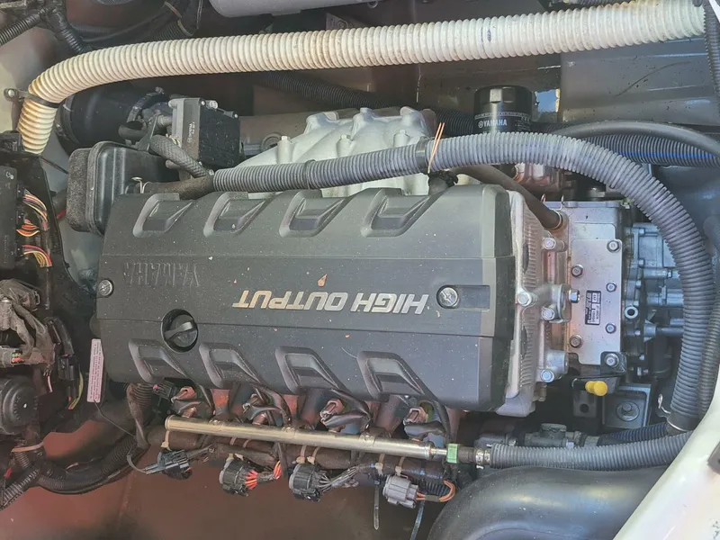 Slide: The Image of Yamaha 242 Limited S 2011 - 4954807