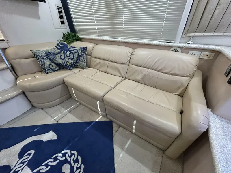 Slide: The Image of 40' Carver salon port seating - 4876732