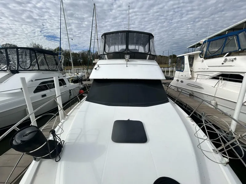 Slide: The Image of 40' Carver foredeck aft - 4876705