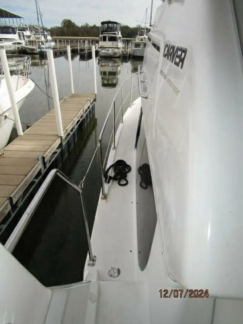 Slide: The Image of 40' Carver port side deck2 - 4876725