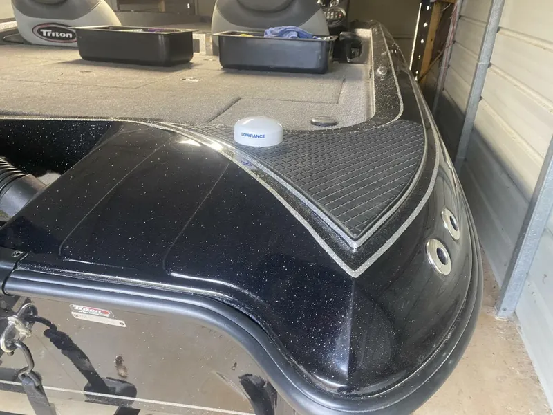 Slide: The Image of Triton 20 TRX Elite 2016 - 4877384