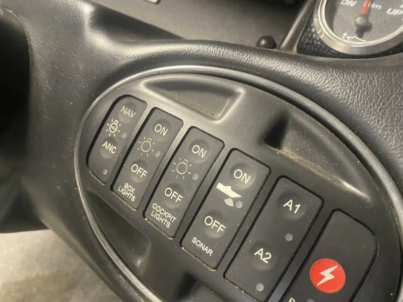 Slide: The Image of Triton 20 TRX Elite 2016 - 4877402