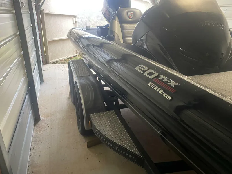 Slide: The Image of Triton 20 TRX Elite 2016 - 4877404