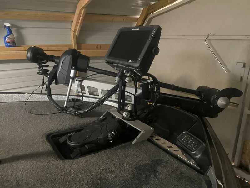 Slide: The Image of Triton 20 TRX Elite 2016 - 4877410