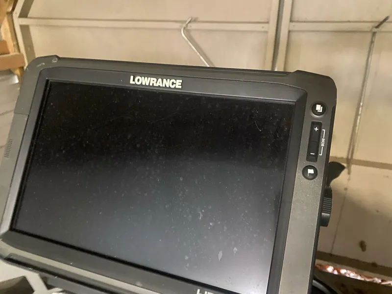 Slide: The Image of Triton 20 TRX Elite 2016 - 4877412