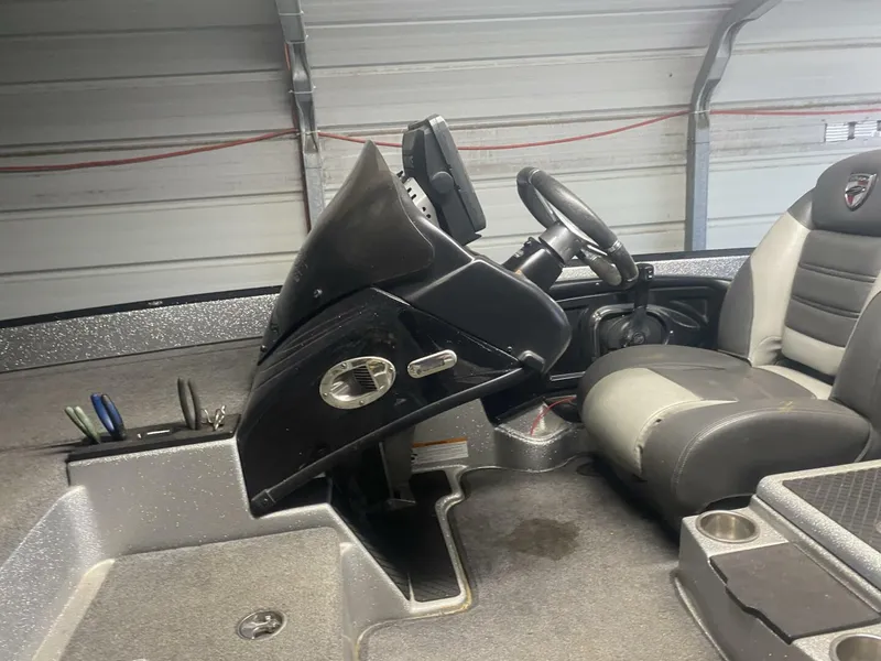 Slide: The Image of Triton 20 TRX Elite 2016 - 4877416