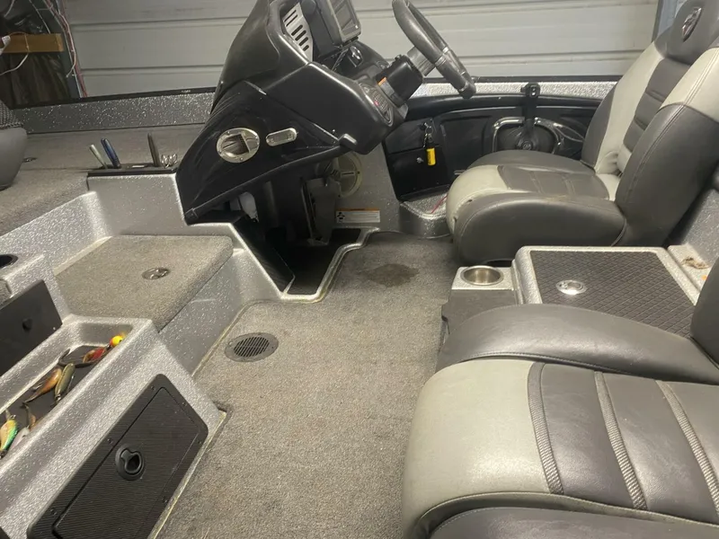 Slide: The Image of Triton 20 TRX Elite 2016 - 4877417