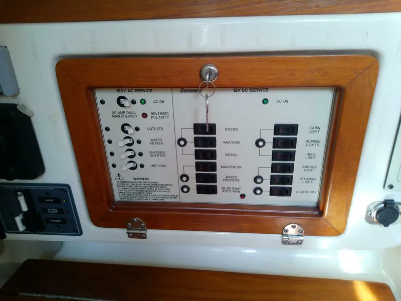 Slide: The Image of Hake / Seaward 32RK 2017 - 4877592