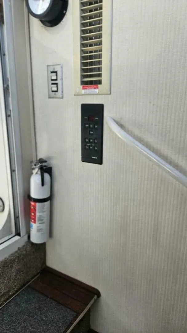 Slide: The Image of Trojan 11M Express 1990 - 4886738