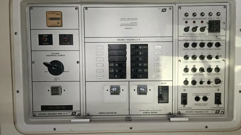 Slide: The Image of Trojan 11M Express 1990 - 4886740