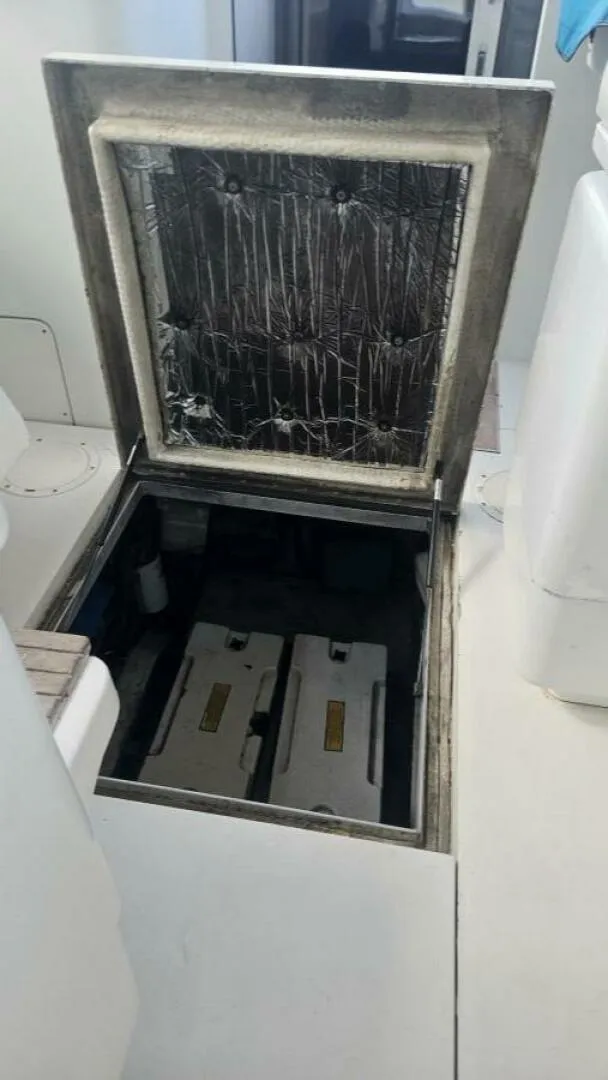 Slide: The Image of Trojan 11M Express 1990 - 4886768