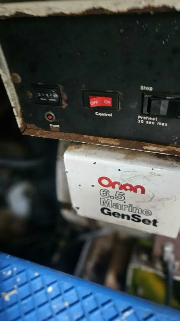 Slide: The Image of Trojan 11M Express 1990 - 4886767