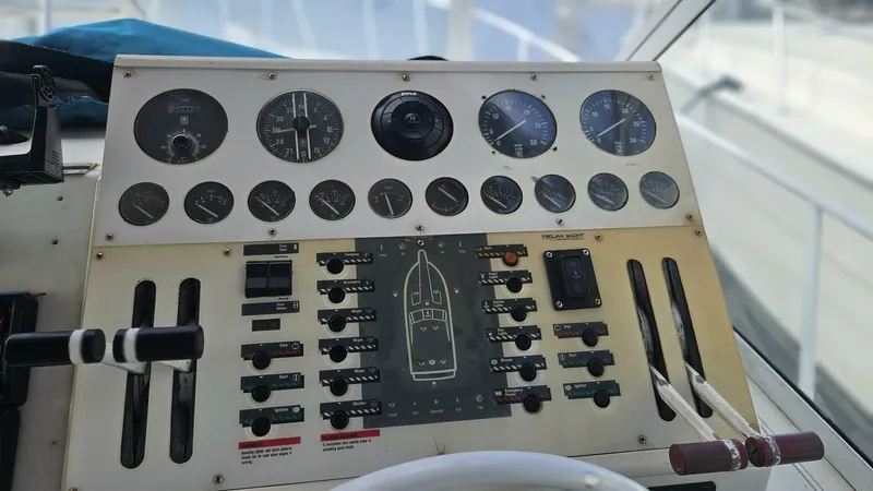 Slide: The Image of Trojan 11M Express 1990 - 4886727