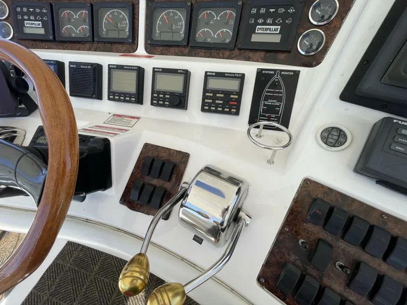 Slide: The Image of Sea Ray 480 Sedan Bridge 1998 - 4878124