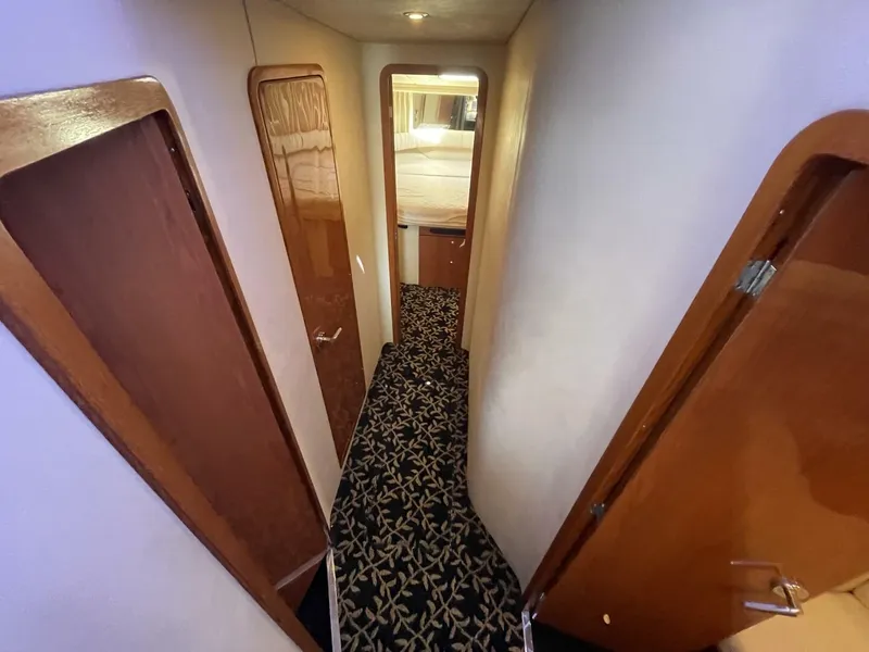 Slide: The Image of Sea Ray 480 Sedan Bridge 1998 - 4878099