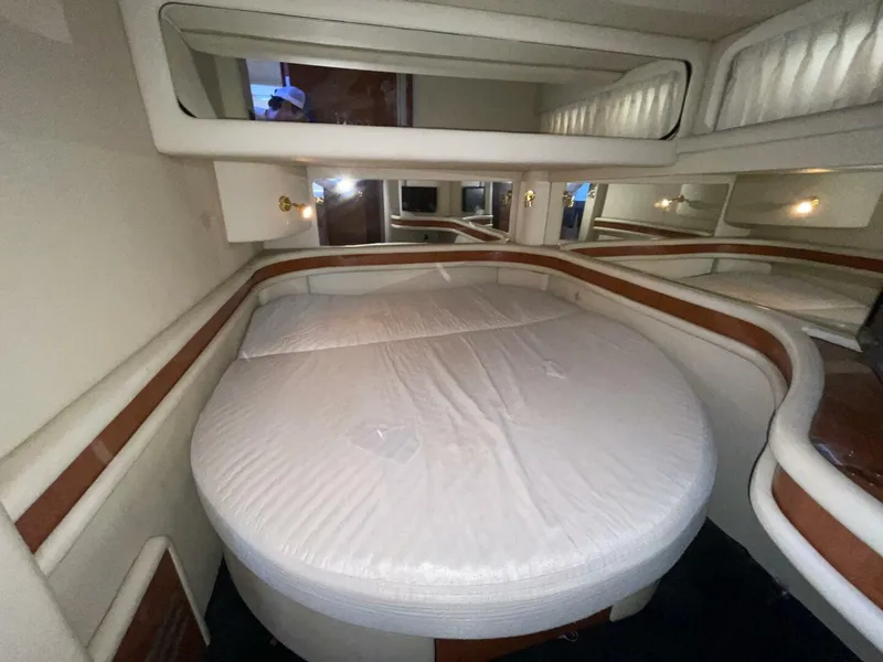 Slide: The Image of Sea Ray 480 Sedan Bridge 1998 - 4878101