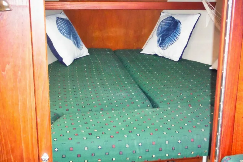 Slide: The Image of Catalina 34 1988 - 4878468