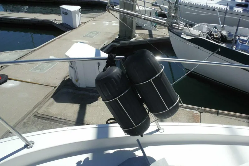 Slide: The Image of Mainship Sundeck 36 1987 - 4878549