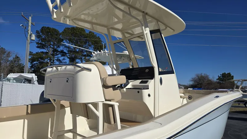 Slide: The Image of Scout 240 XSF 2026 - 5045330