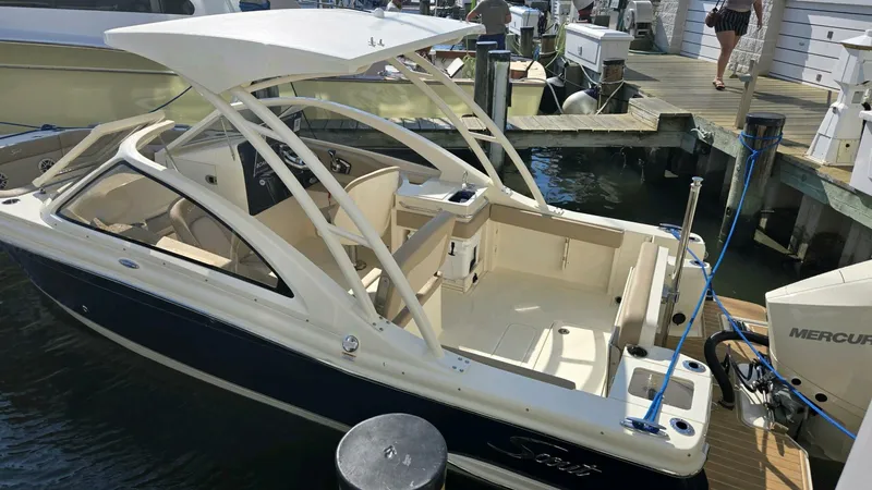 Slide: The Image of Scout 240 Dorado 2025 - 4879600