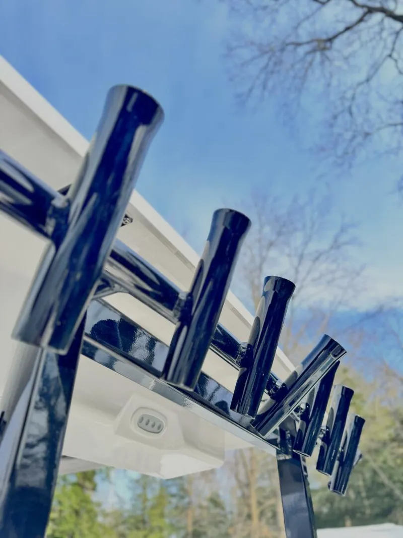 Slide: The Image of Sea Fox 328 Commander 2025 - 5680802