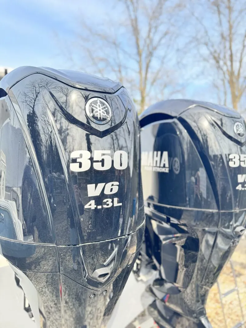 Slide: The Image of Sea Fox 328 Commander 2025 - 5680795