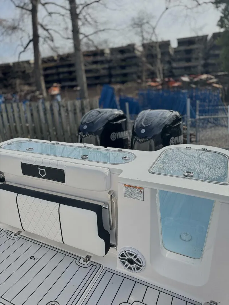 Slide: The Image of Sea Fox 328 Commander 2025 - 5680796