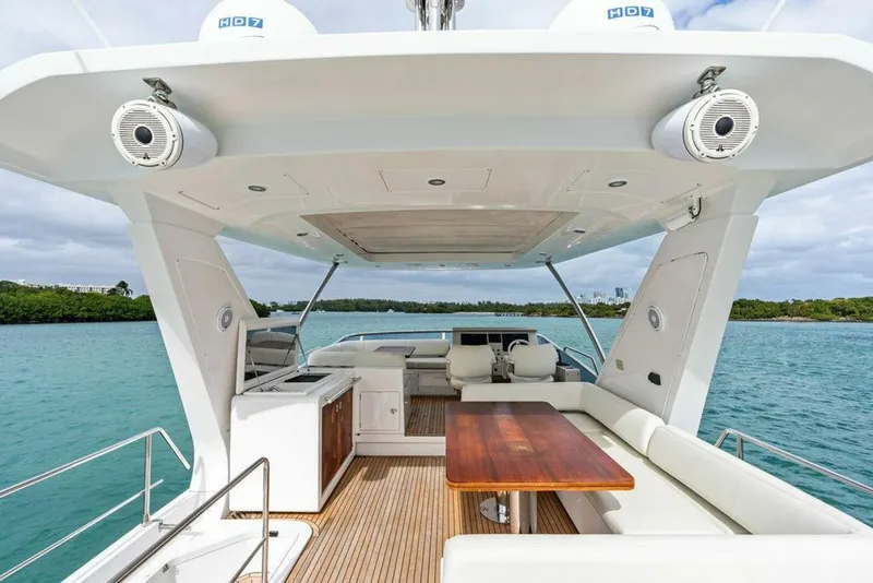 Slide: The Image of Azimut 66 FLY 2016 - 4880598