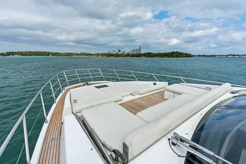 Slide: The Image of Azimut 66 FLY 2016 - 4880604