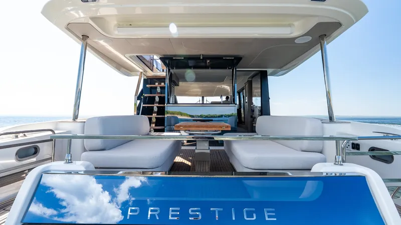 Slide: The Image of Prestige F5.7 2026 - 6124056