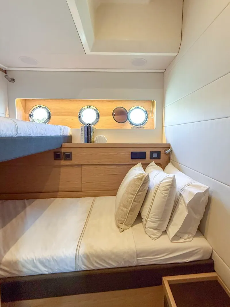 Slide: The Image of 2026 Swift Trawler 54 - 5519138