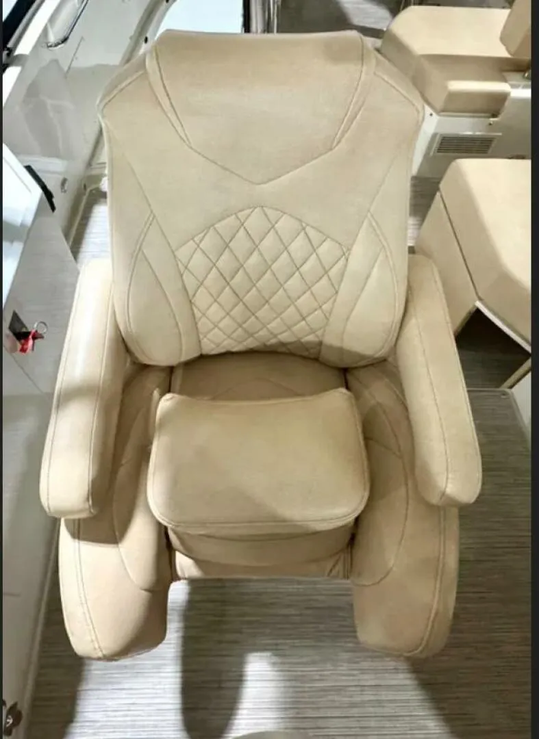 Slide: The Image of Carver C52 Command Bridge 2019 - 5748720