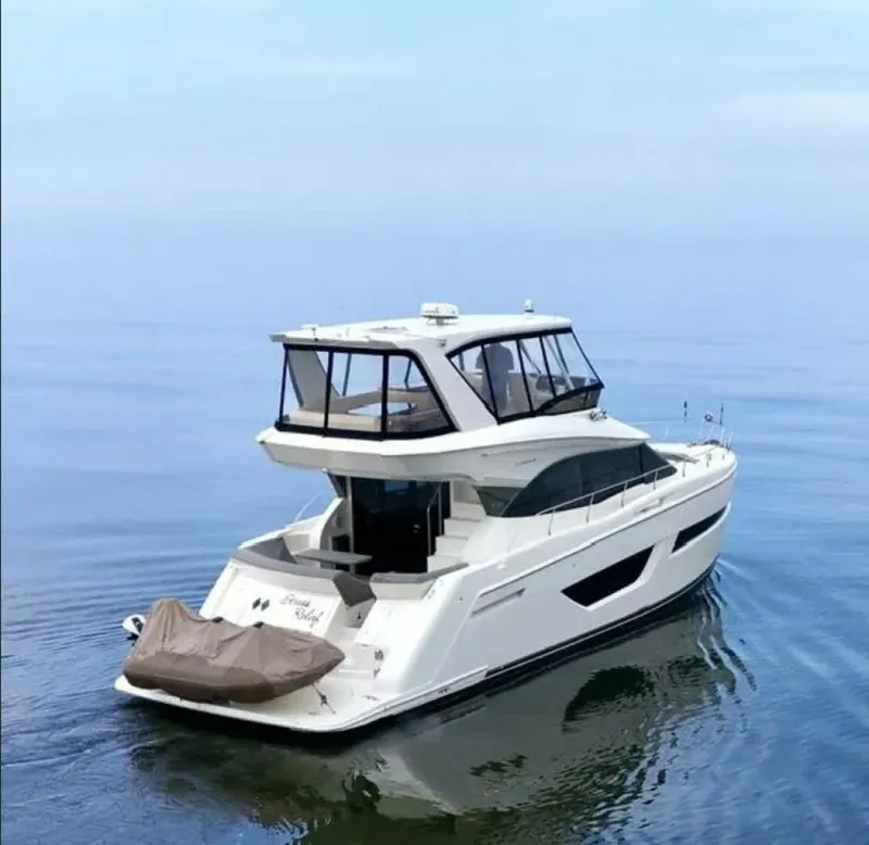 Slide: The Image of Carver C52 Command Bridge 2019 - 5748733