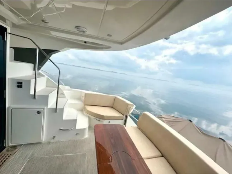 Slide: The Image of Carver C52 Command Bridge 2019 - 5748745