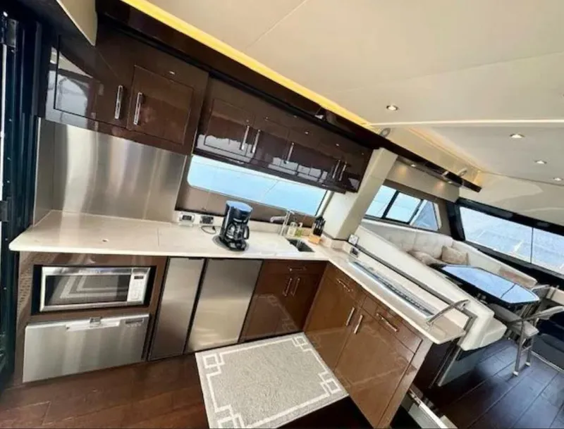 Slide: The Image of Carver C52 Command Bridge 2019 - 5748748