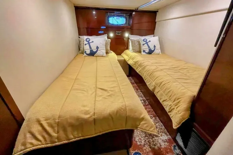 Slide: The Image of Sea Ray 500 Sundancer 2010 - 4881136