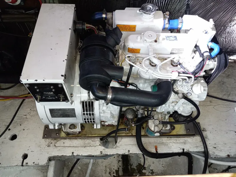 Slide: The Image of 1983 Bertram 385 Convertible Cast Off II - 4886182