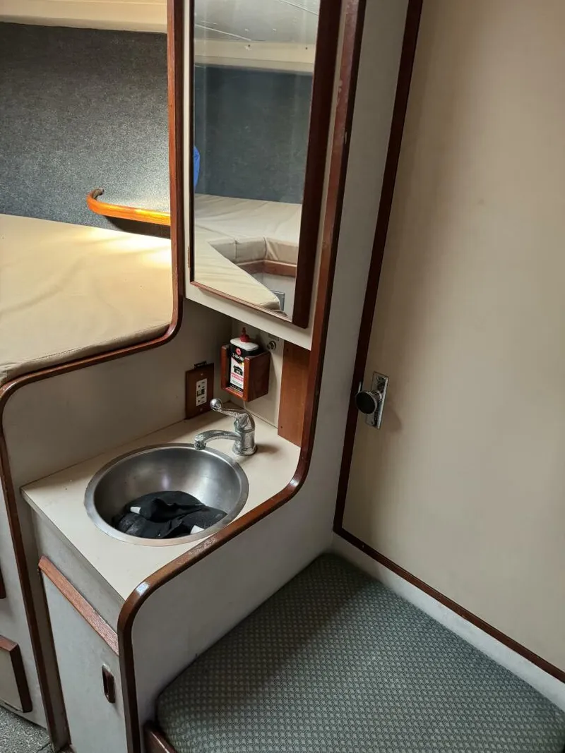 Slide: The Image of 1983 Bertram 385 Convertible Cast Off II - 4886168