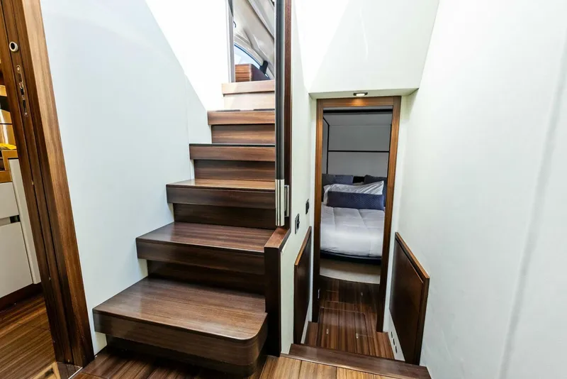 Slide: The Image of Azimut 72S 2014 - 4904392