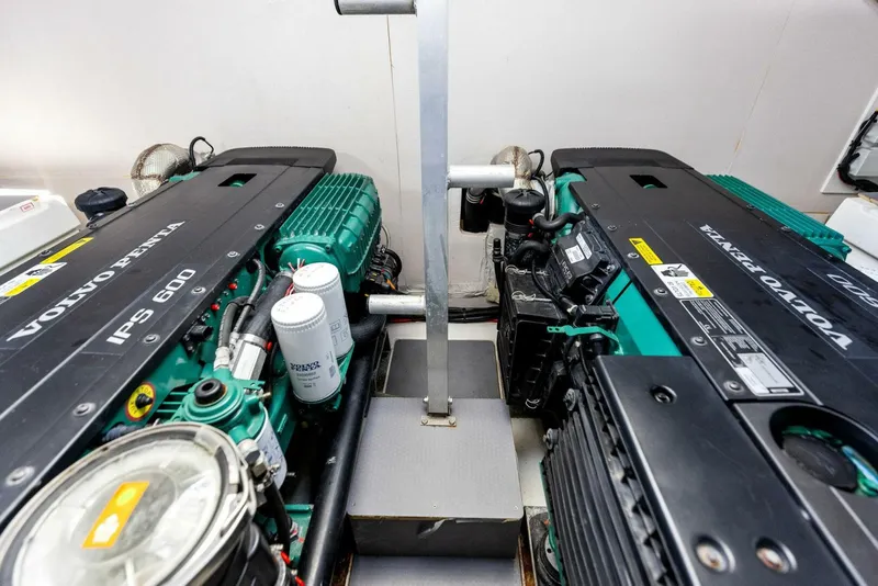 Slide: The Image of Prestige 520 Fly 2019 - 4891313