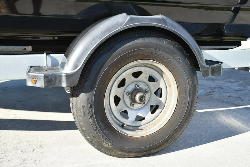 Slide: The Image of Sea Ray SPX 190 2020 - 4887049