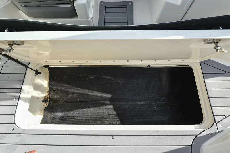 Slide: The Image of Sea Ray SPX 190 2020 - 4887263