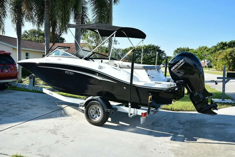 Slide: The Image of Sea Ray SPX 190 2020 - 4886918