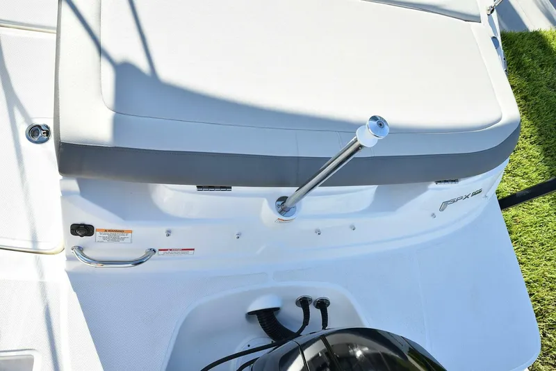 Slide: The Image of Sea Ray SPX 190 2020 - 4887271